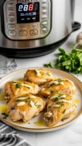 Baked Chicken Thighs With Garlic Butter1