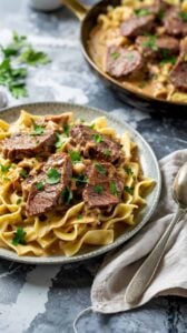 Instant Pot Ground Beef Stroganoff